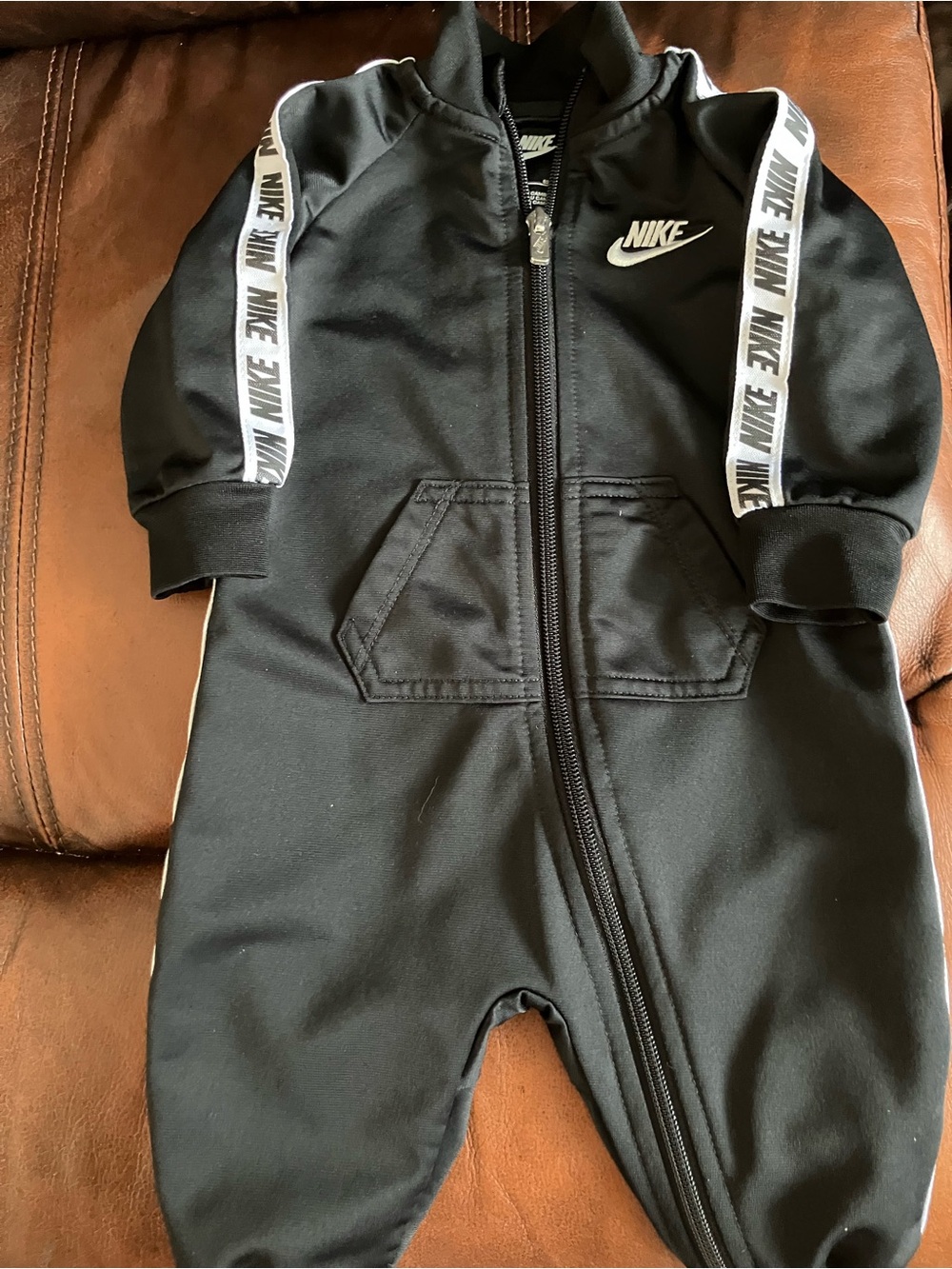 Nike Black Baby One-Piece Zip Front Coverall one piece full zip 6 months